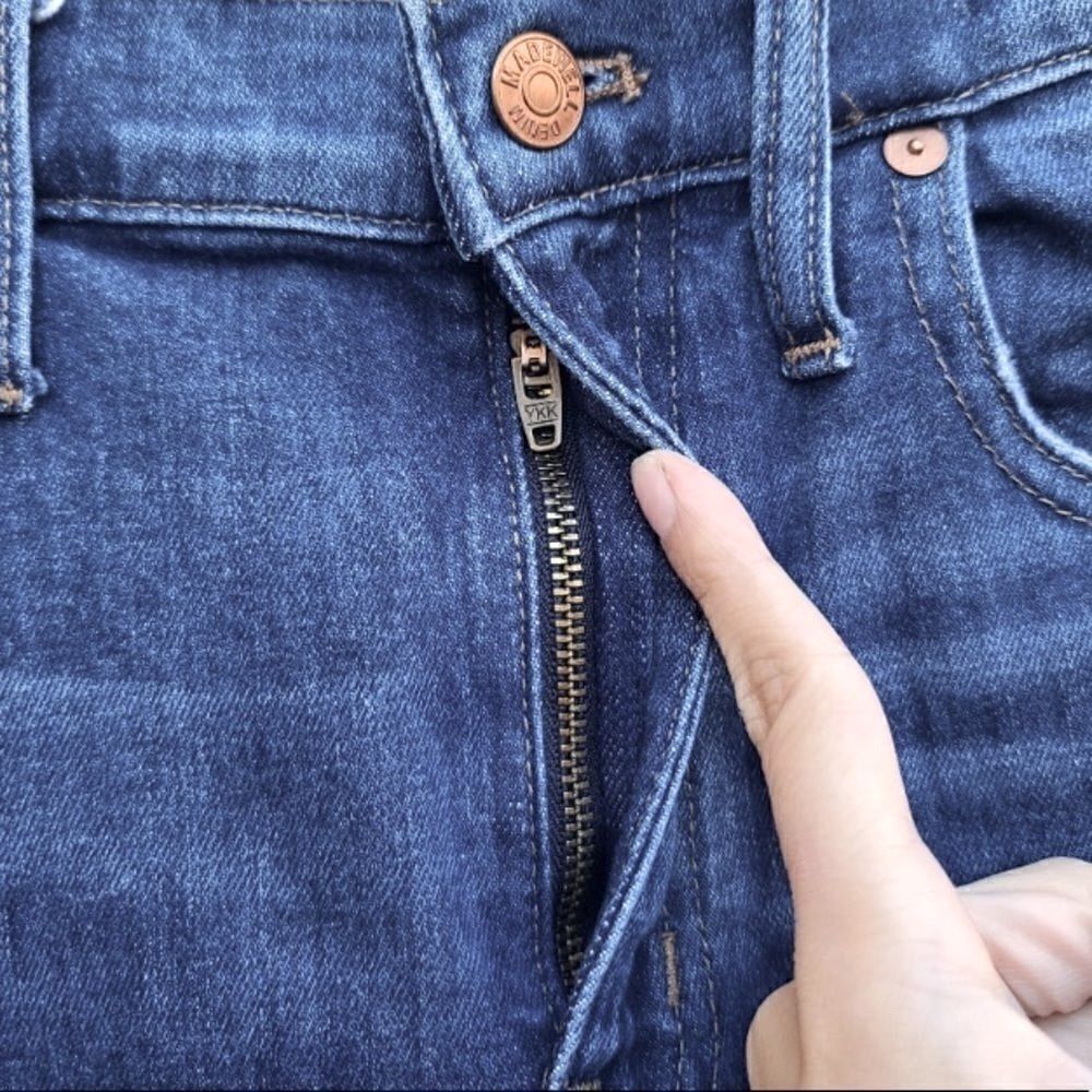 Madewell “The High-Rise Slim Crop Boyjean in
Barksdale Wash”! - Picture 5 of 12